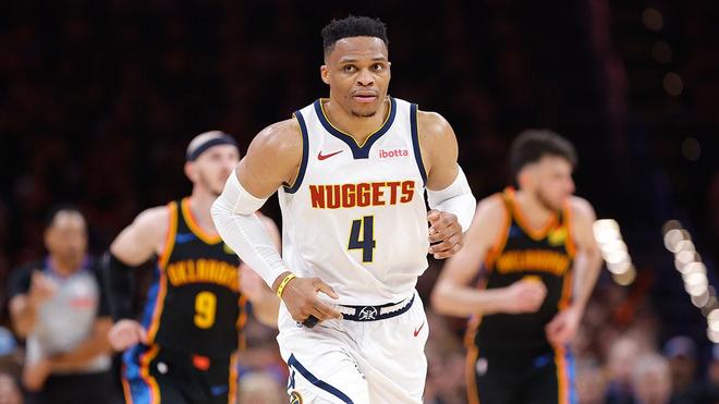 表现出色 表现出色