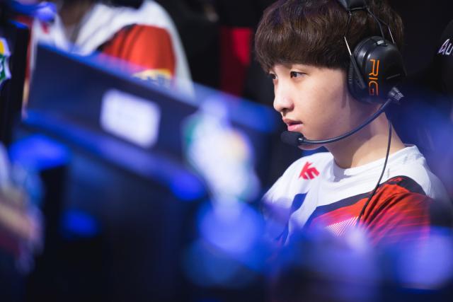 篮下终结效 篮下终结效